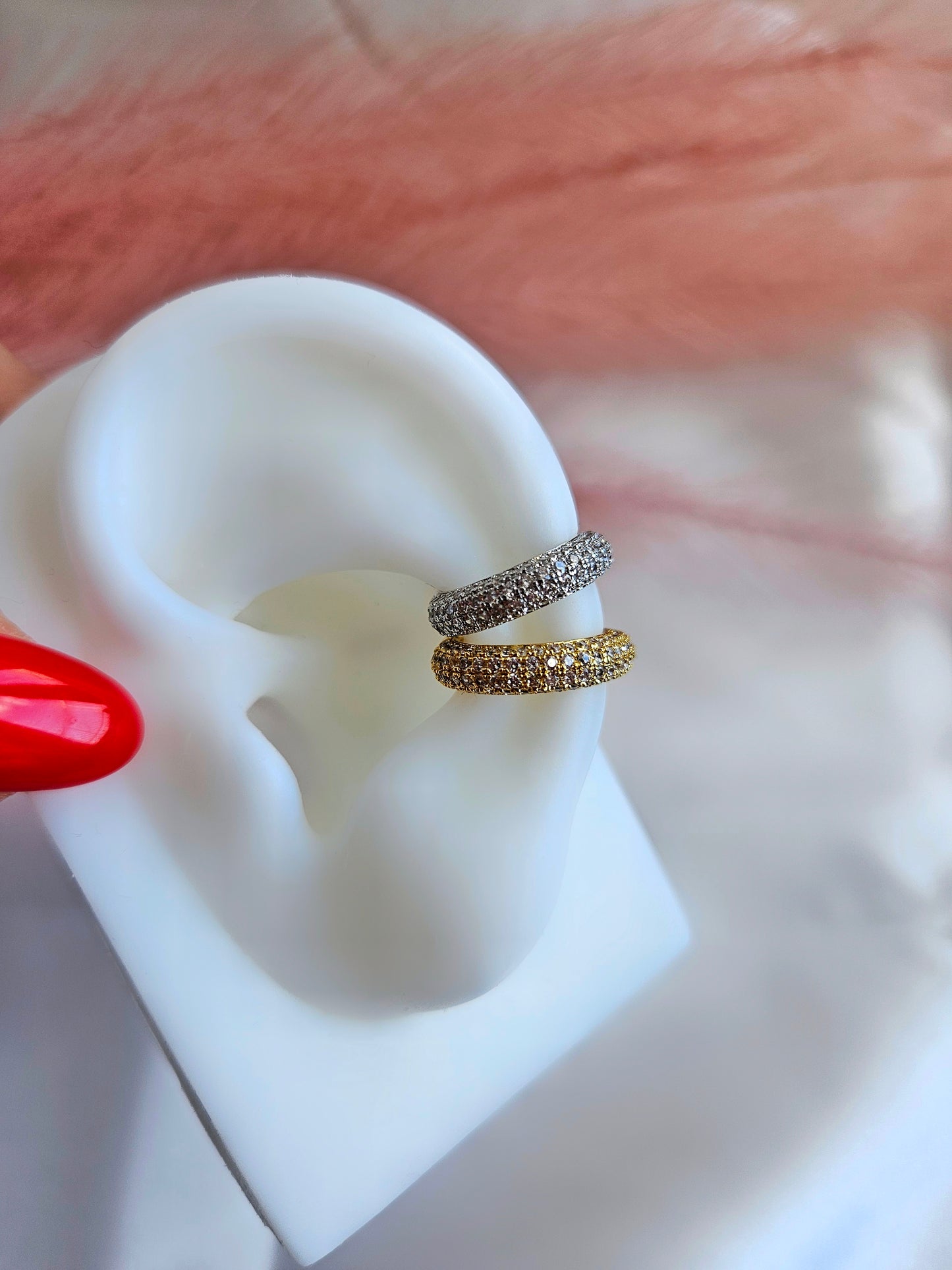 Ear cuff Pavè