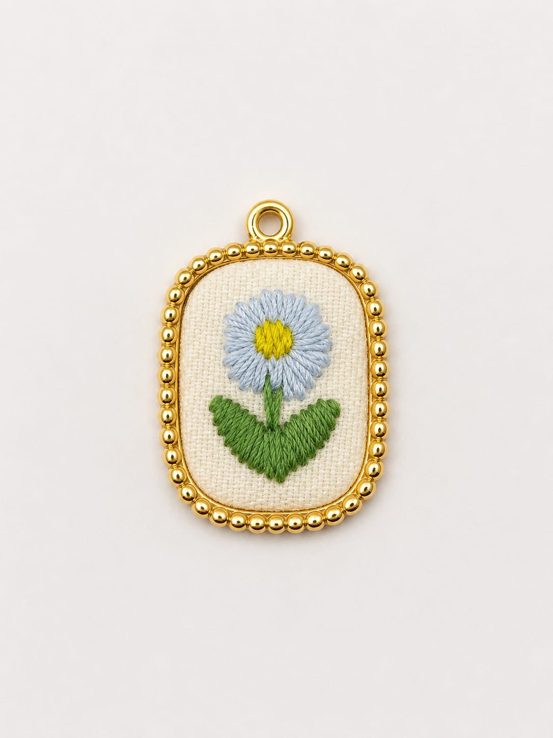 Ciondolo Daisy Ricamato