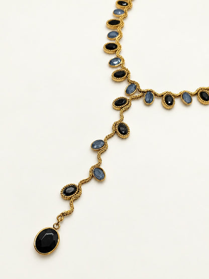 Collana a Y Nemesi