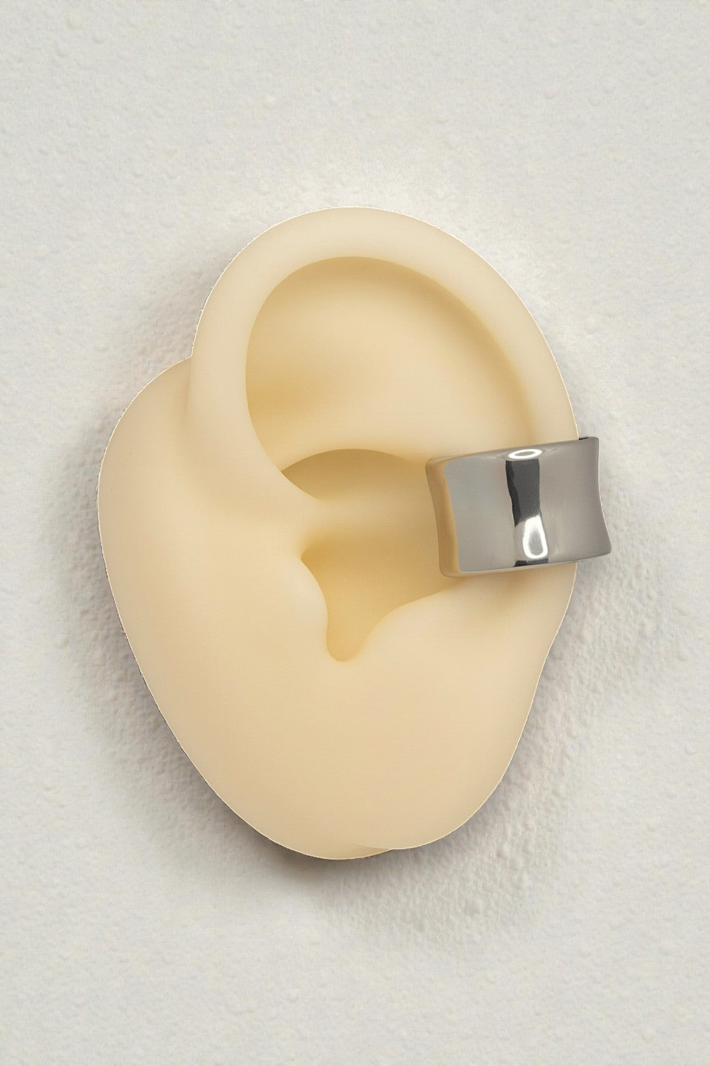 Ear Cuff Soft Square